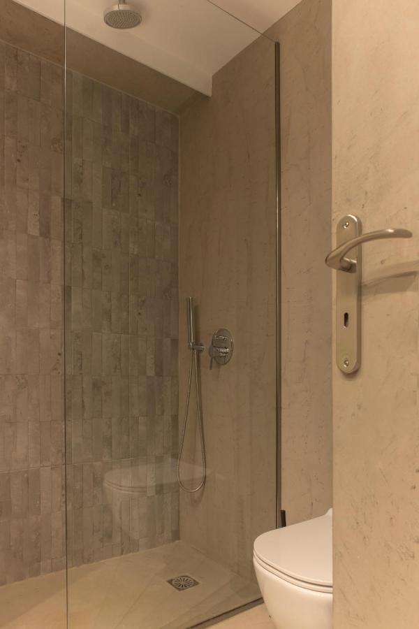 Luxury Apt With Parking-Living Stone Silver Ateny Zewnętrze zdjęcie
